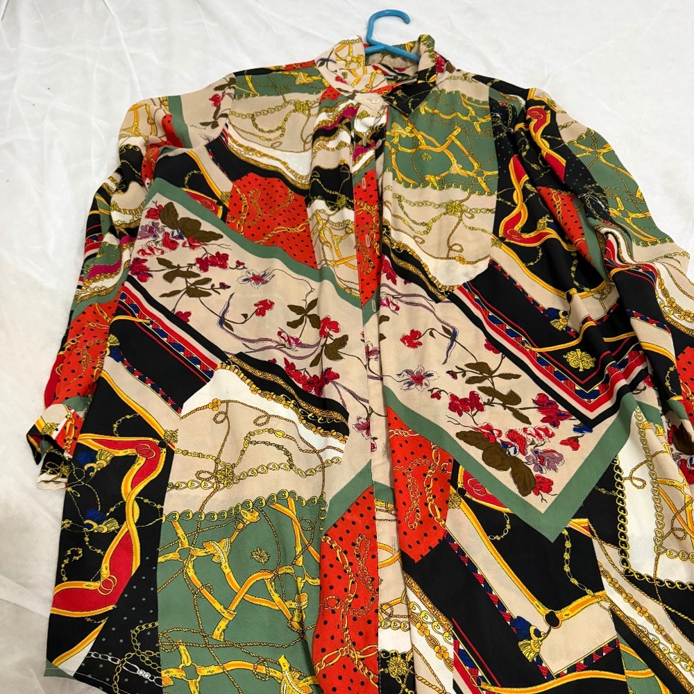 BLOUSE